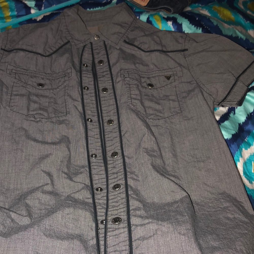 Short sleeve Guess shirt